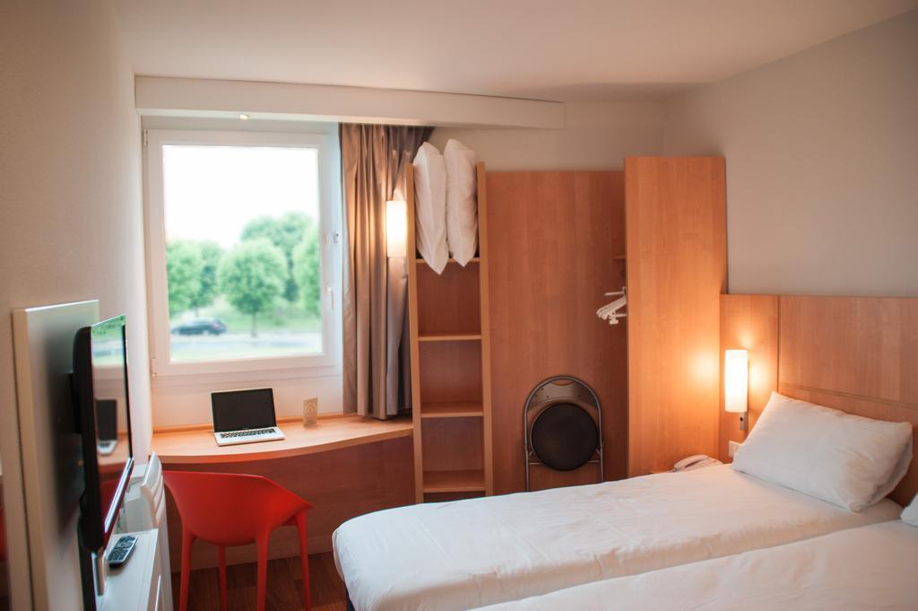 Hotel Ibis Rambouillet Exterior foto